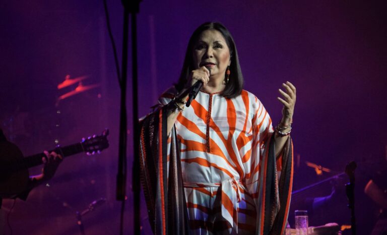 Ana Gabriel 12