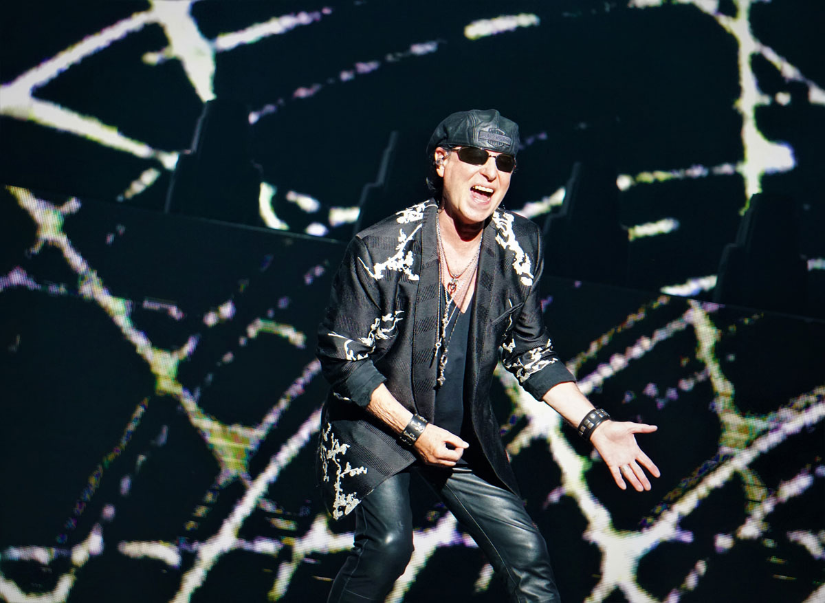 Scorpions & Whitesnake 24
