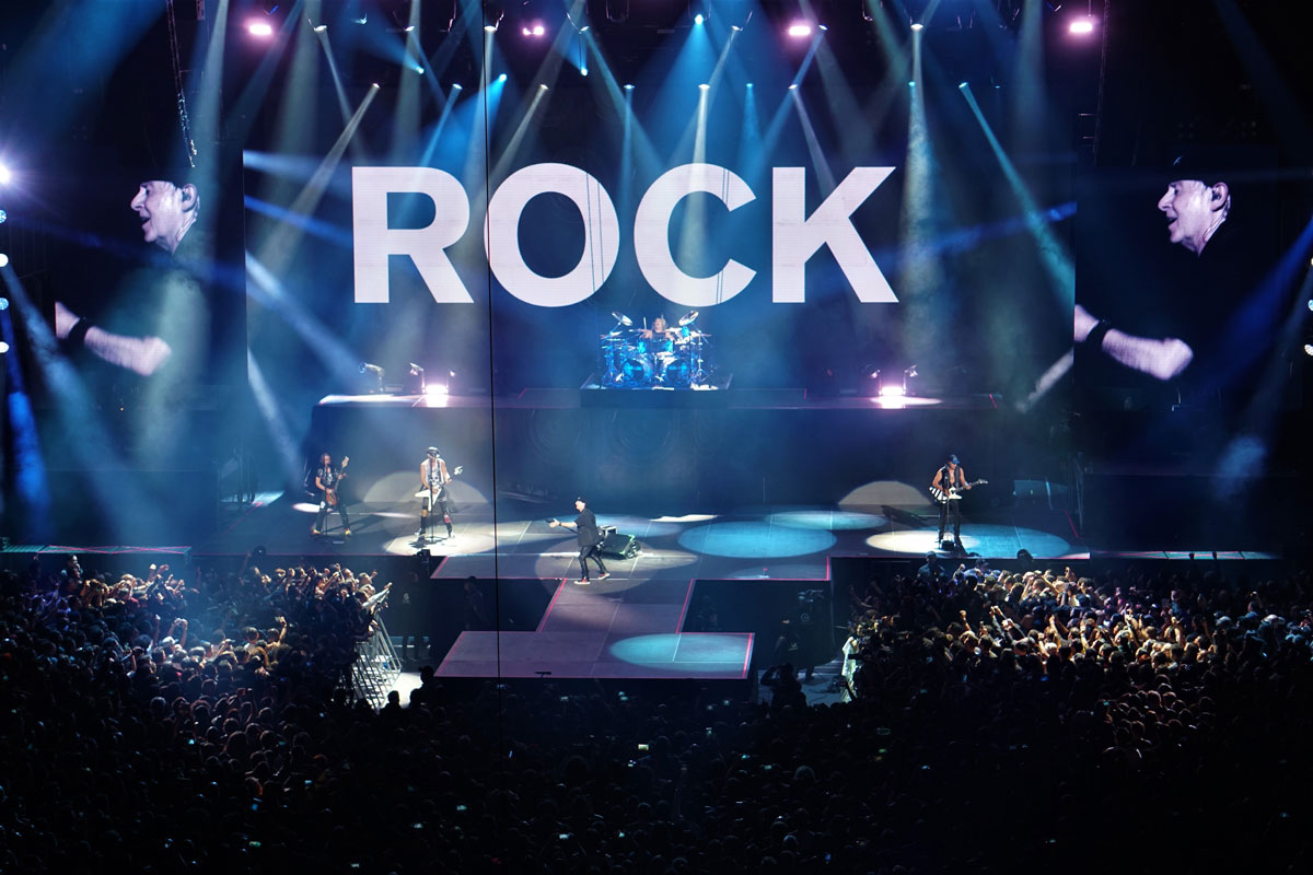 Scorpions & Whitesnake 30