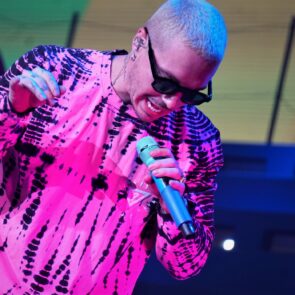 J Balvin 18