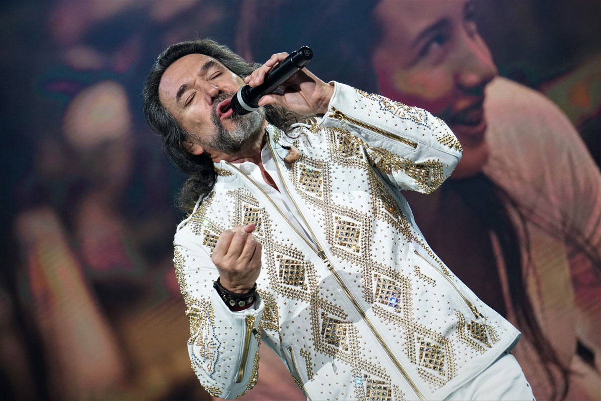Marco Antonio Solís 8