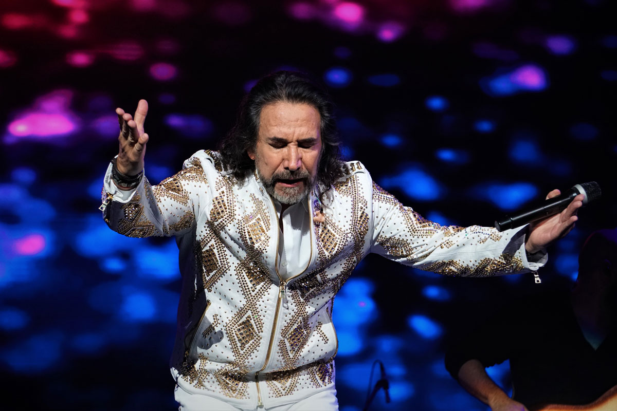 Marco Antonio Solís 14