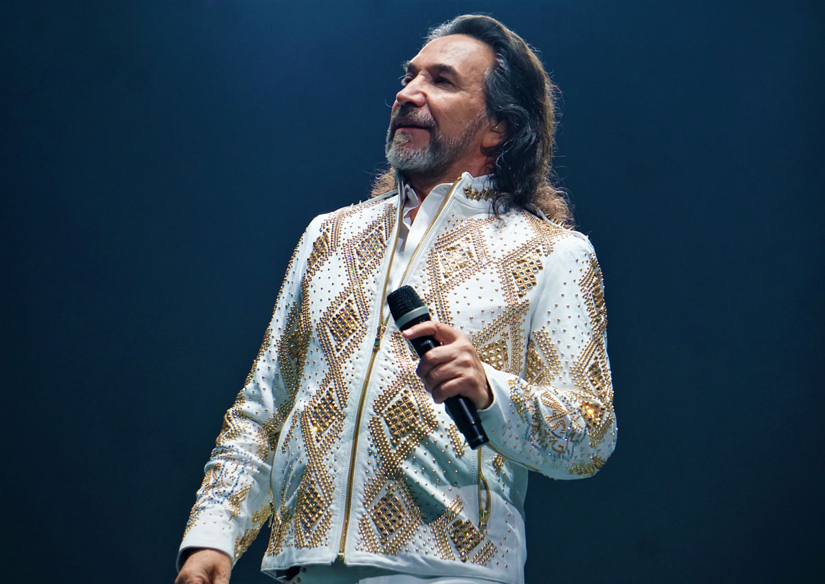 Marco Antonio Solís 19