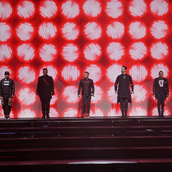 BACKSTREET BOYS 12