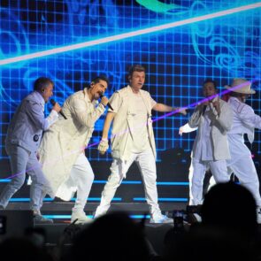 BACKSTREET BOYS 20