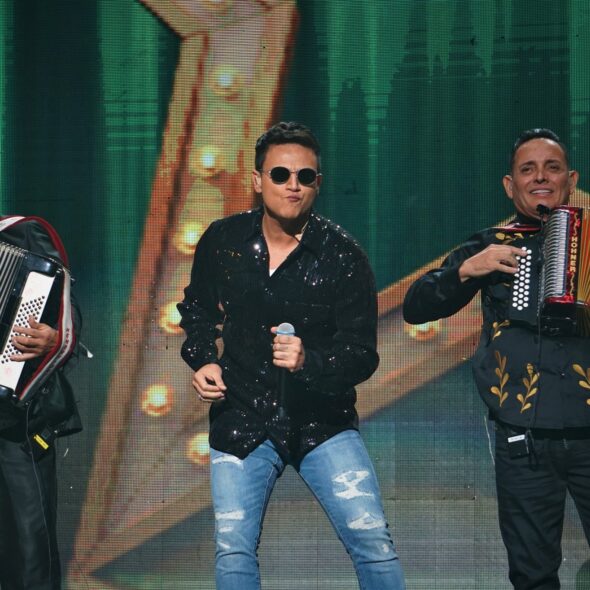 SILVESTRE DANGOND – ENTRE GRANDES TOUR