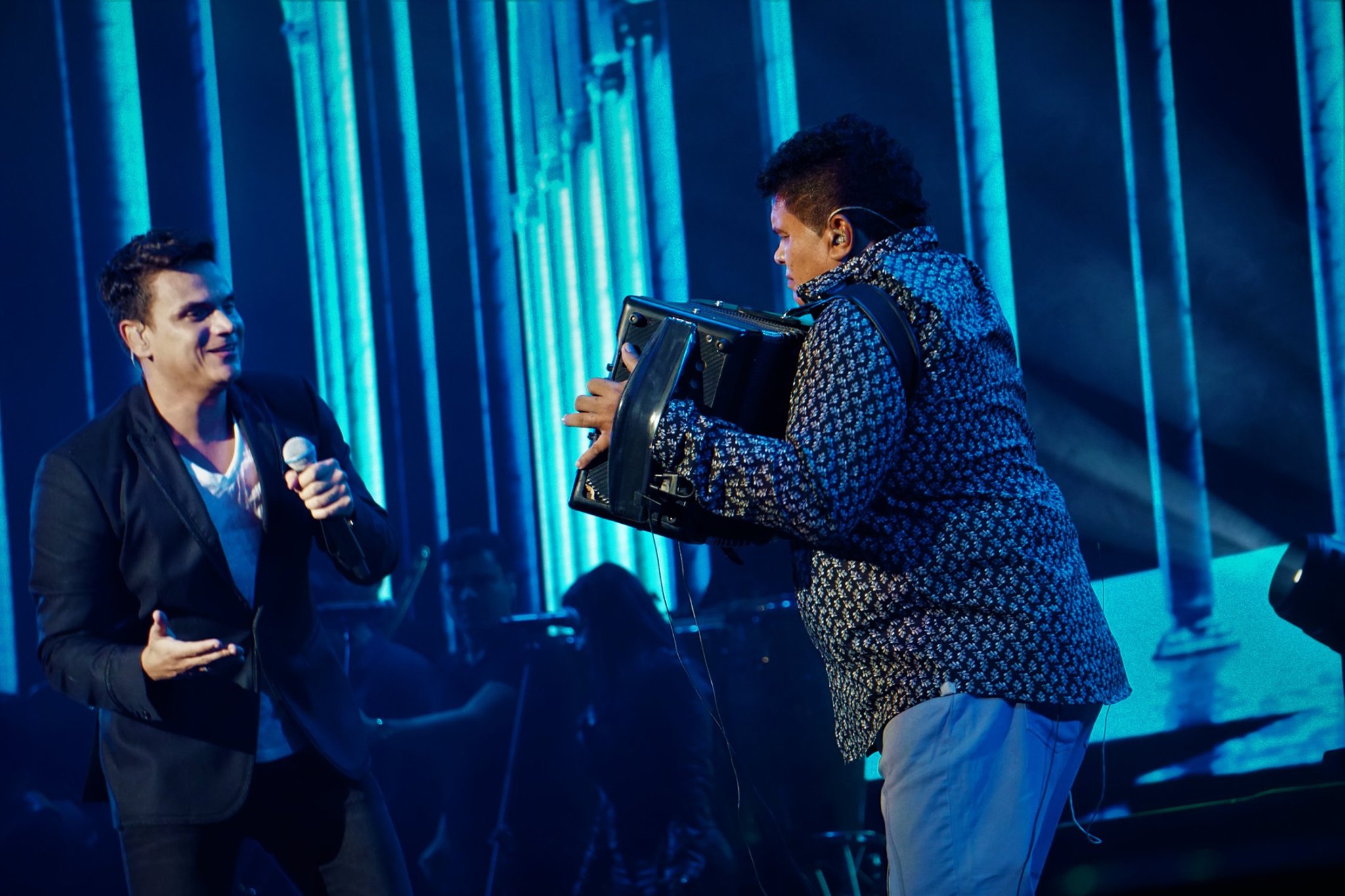 SILVESTRE DANGOND – ENTRE GRANDES TOUR