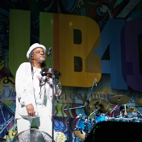 UB 40