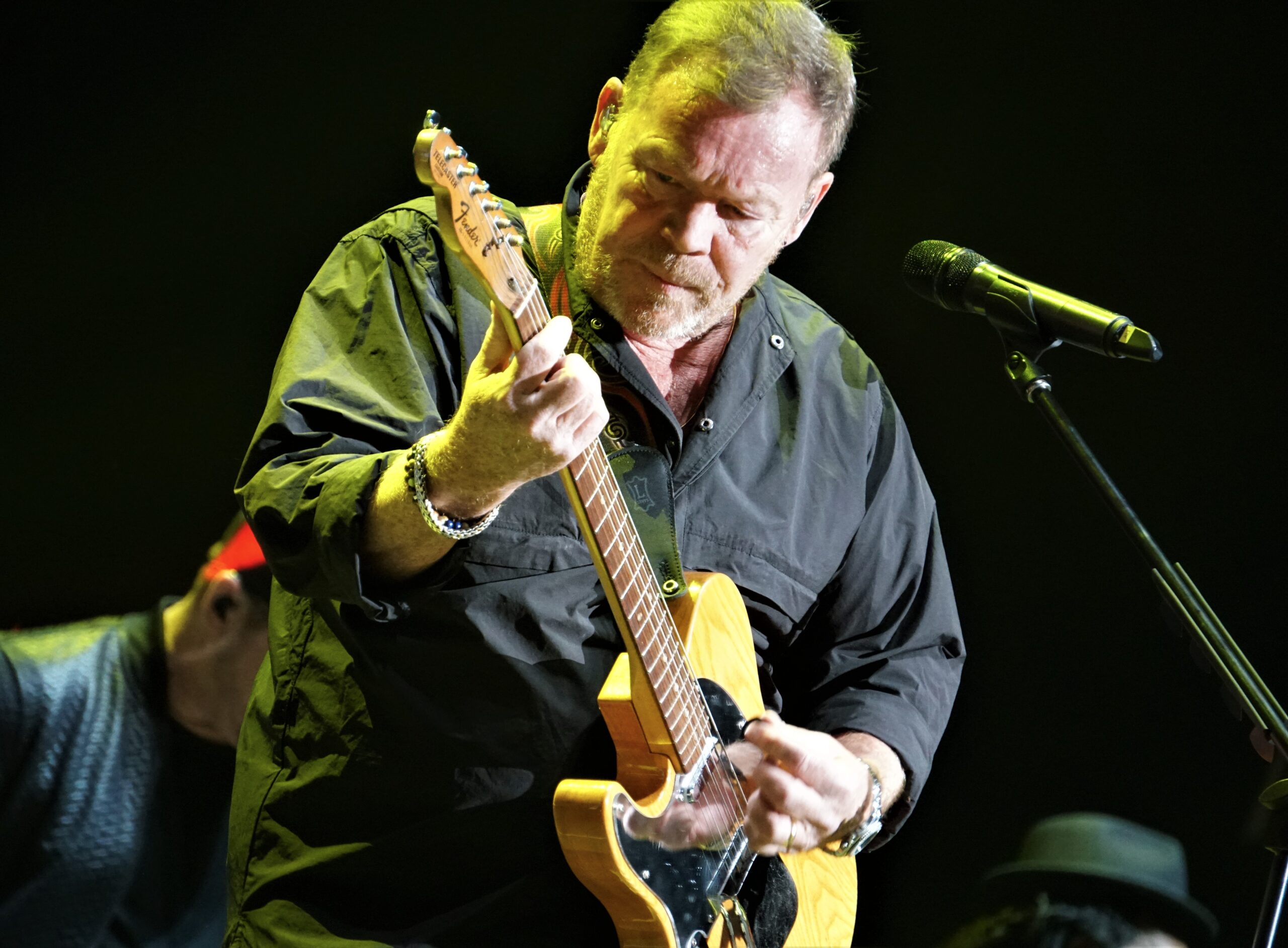 UB40 13