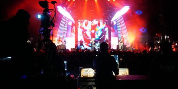 Juanes 18