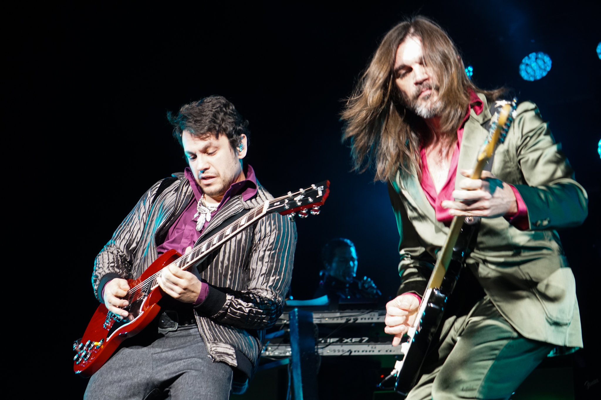 Juanes 24