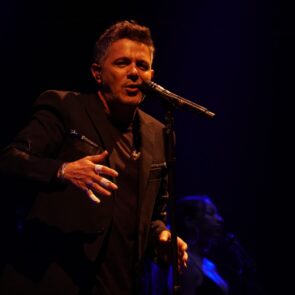 Alejandro Sanz 4