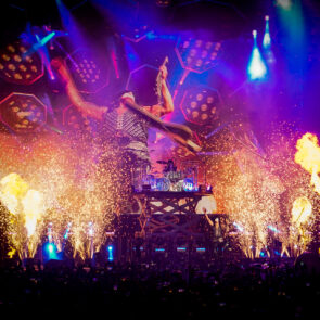 KISS 17