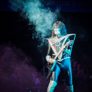 KISS 6