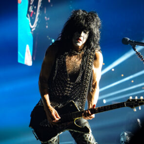 KISS 3