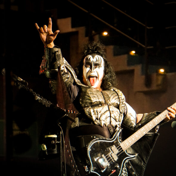 KISS