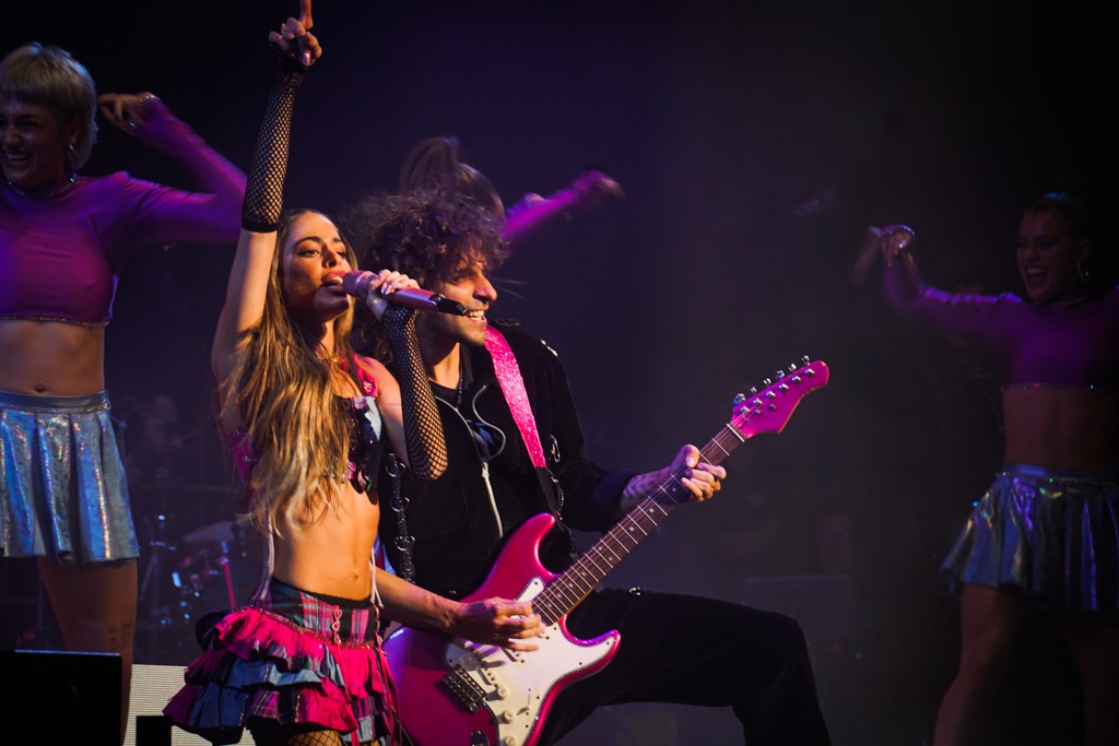 TINI TOUR 17