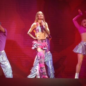TINI TOUR 5