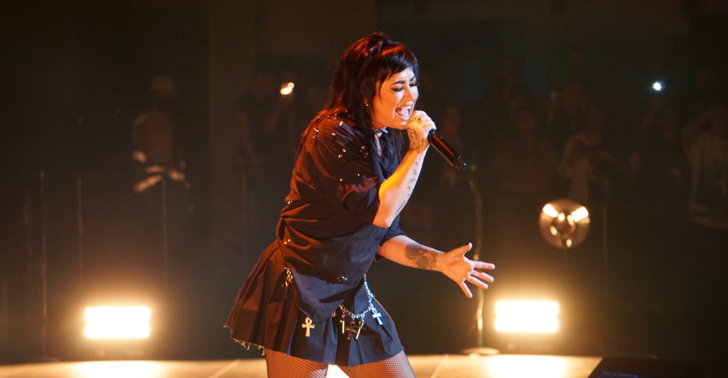 DEMI LOVATO 4