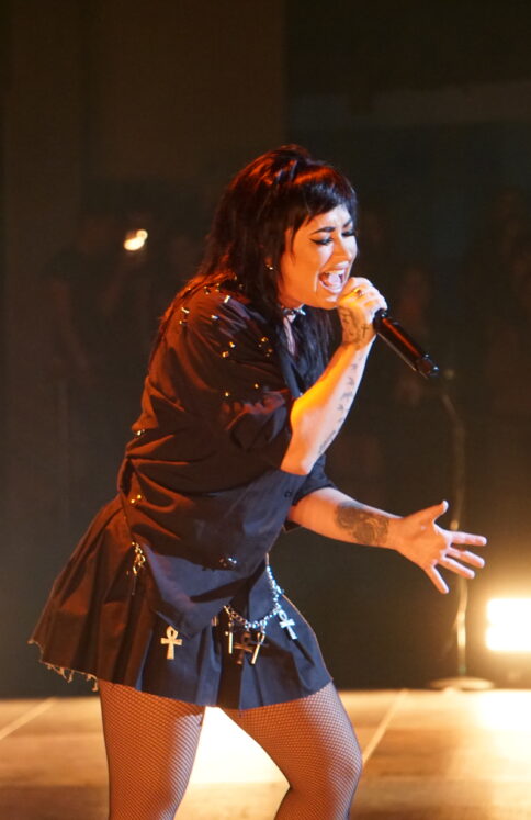 DEMI LOVATO 4
