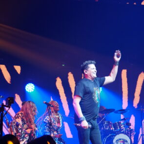 CARLOS VIVES 18
