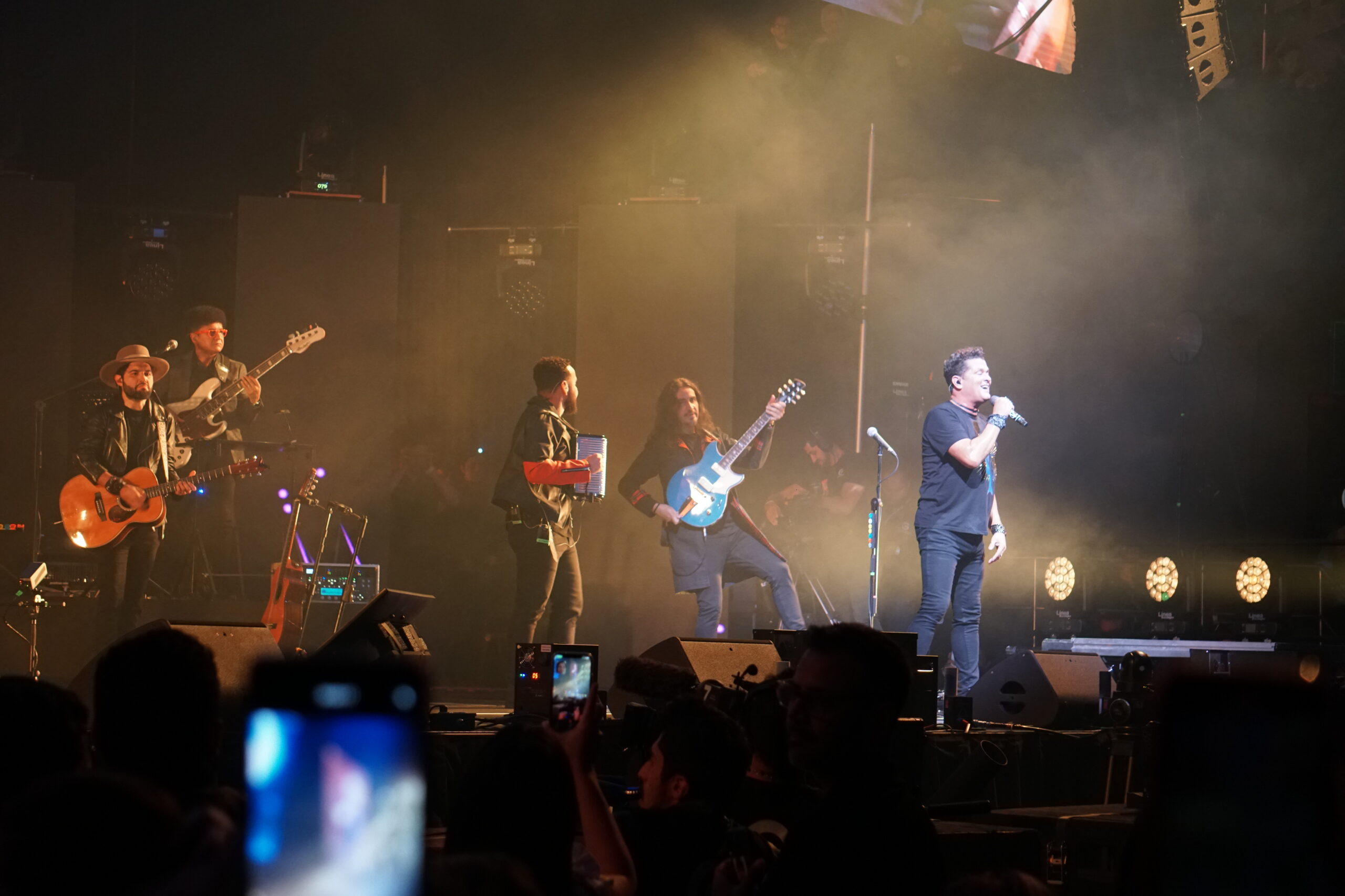 CARLOS VIVES 21