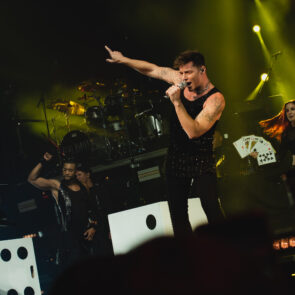 RICKY MARTIN 6