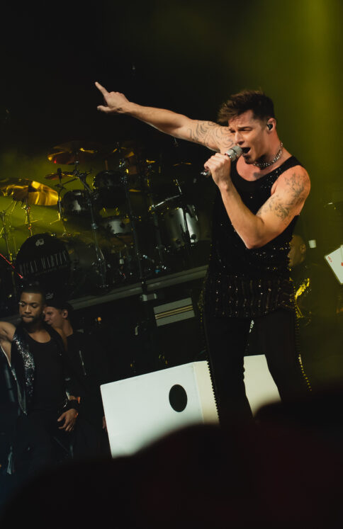 RICKY MARTIN 6