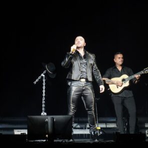 ALEJANDRO FERNÁNDEZ 21