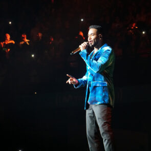 ROMEO SANTOS 46