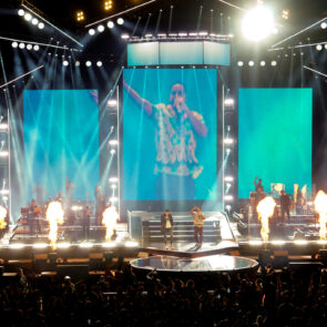 ROMEO SANTOS 59