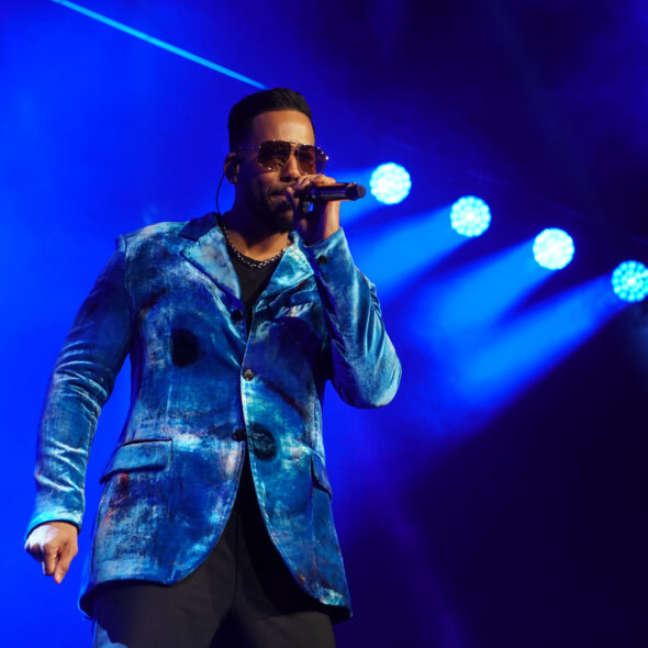ROMEO SANTOS 66