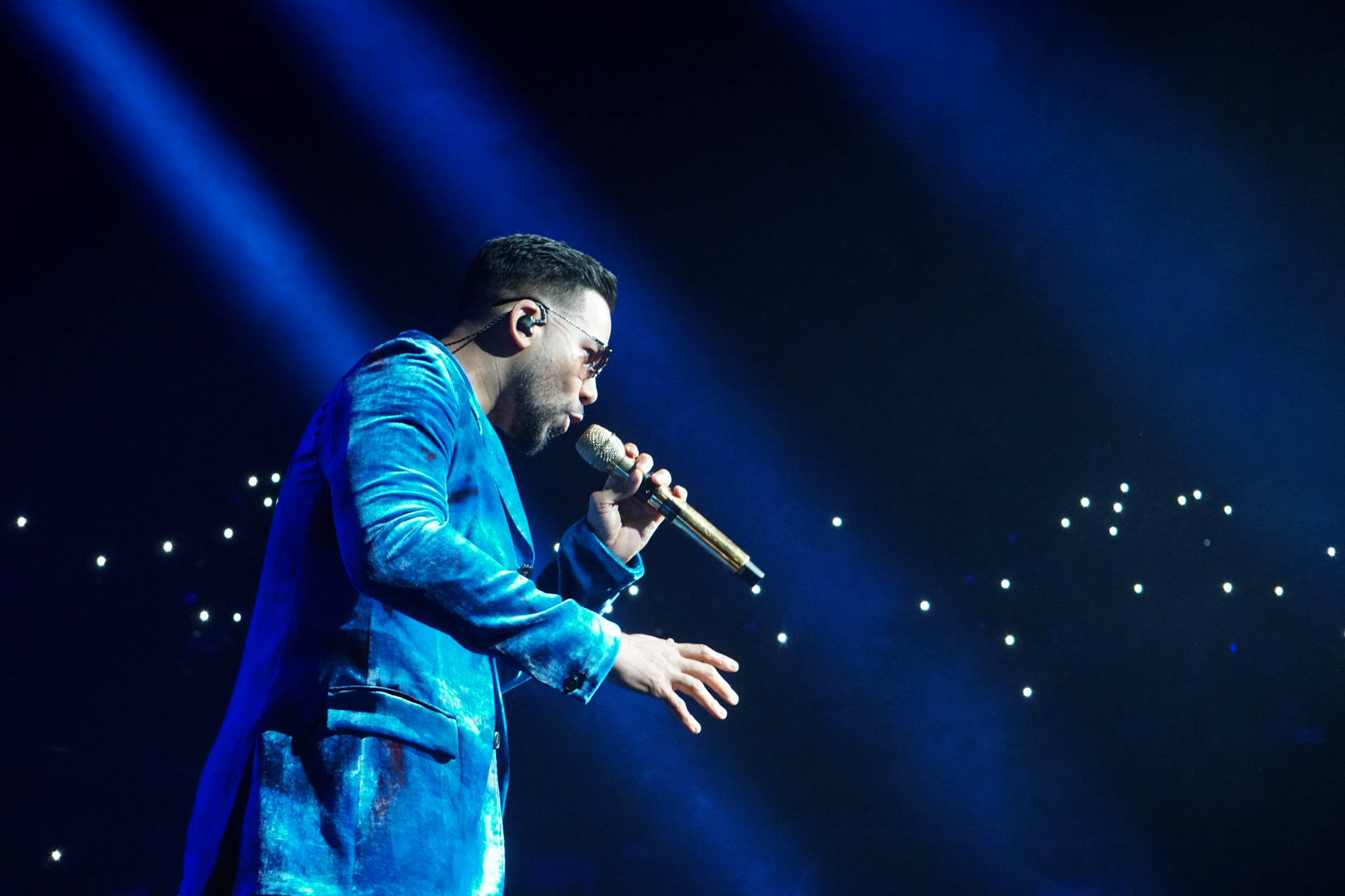 ROMEO SANTOS 69