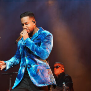 ROMEO SANTOS 76