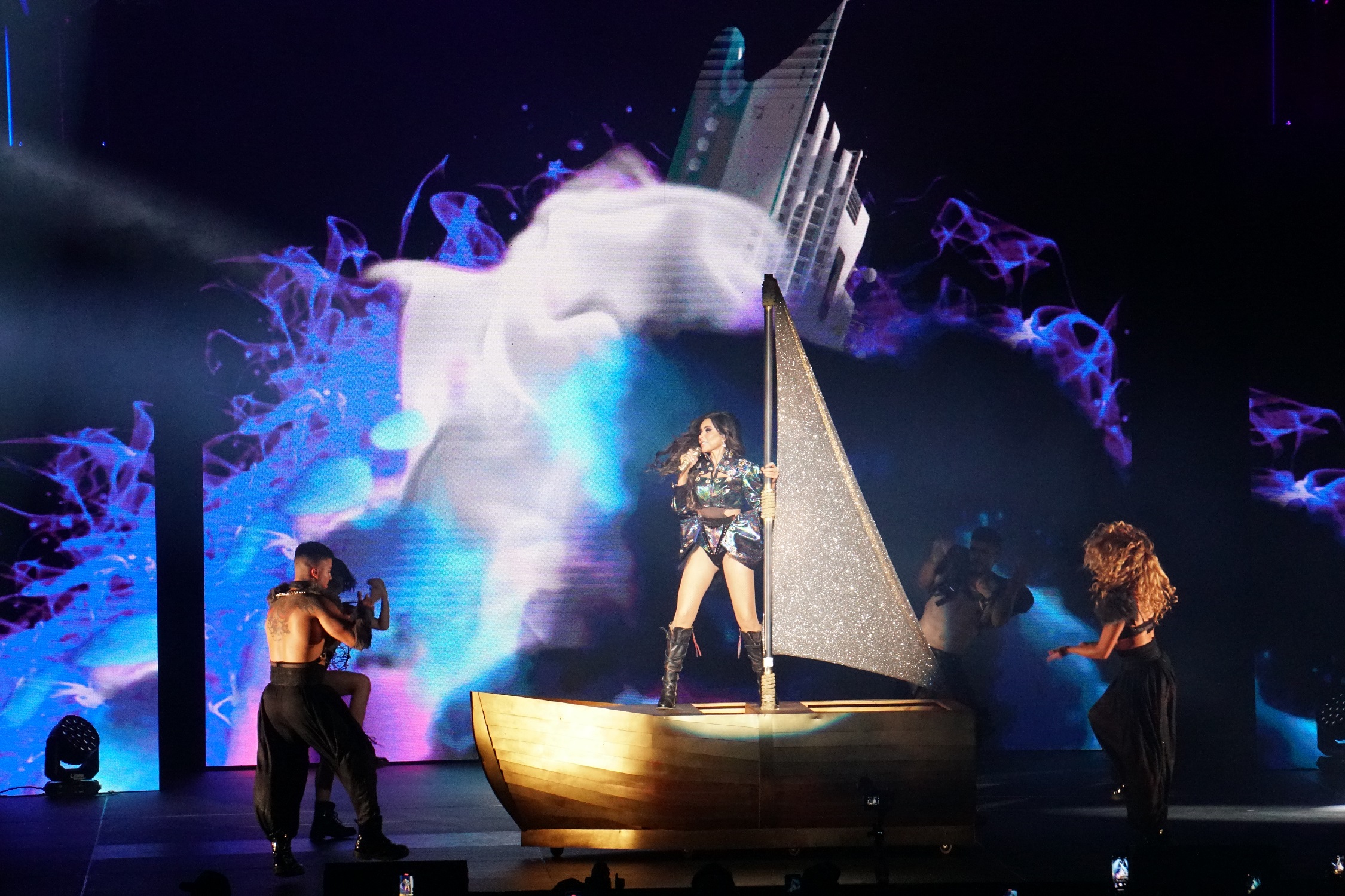 GLORIA TREVI 18