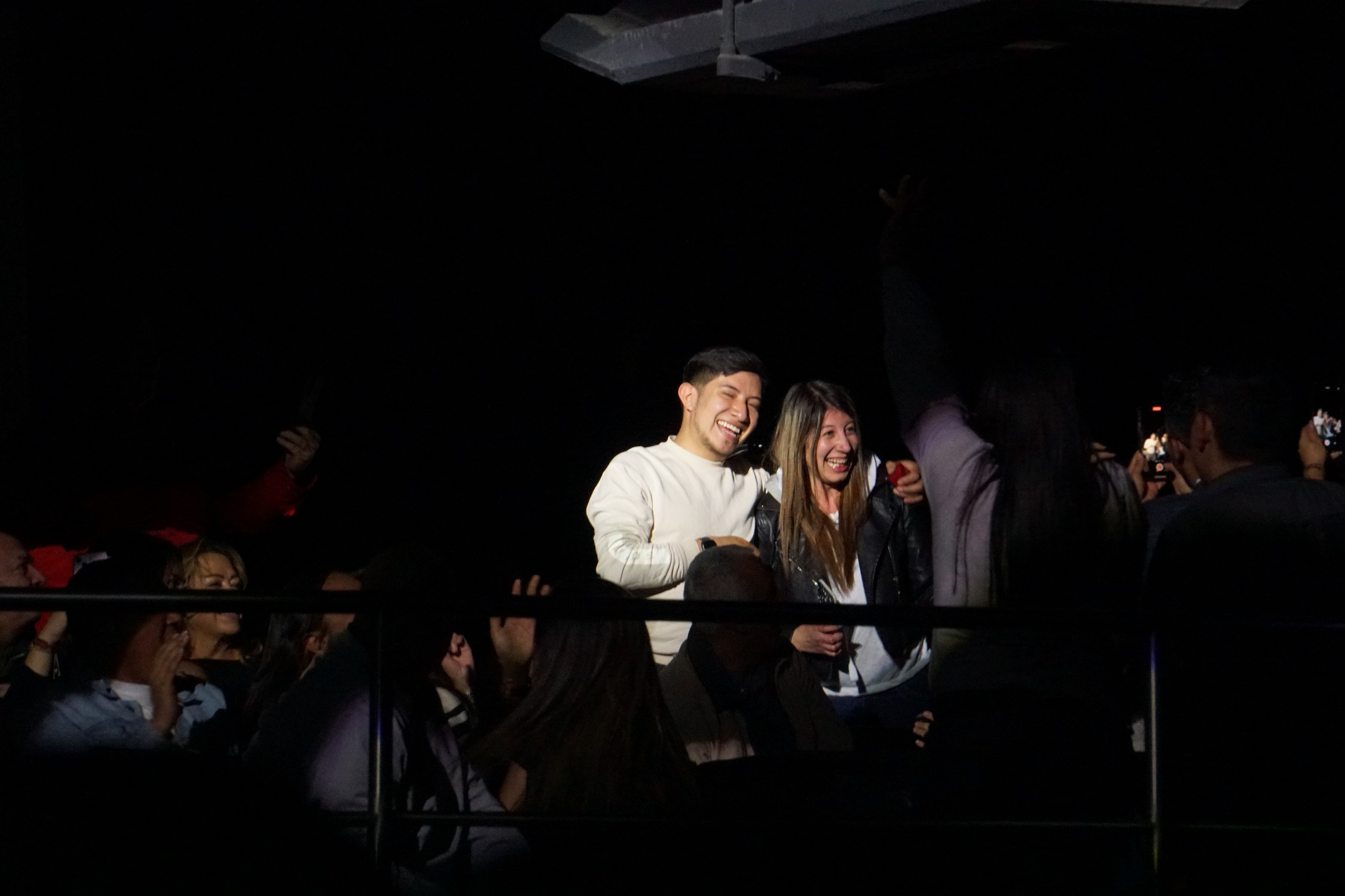 SIN BANDERA 13