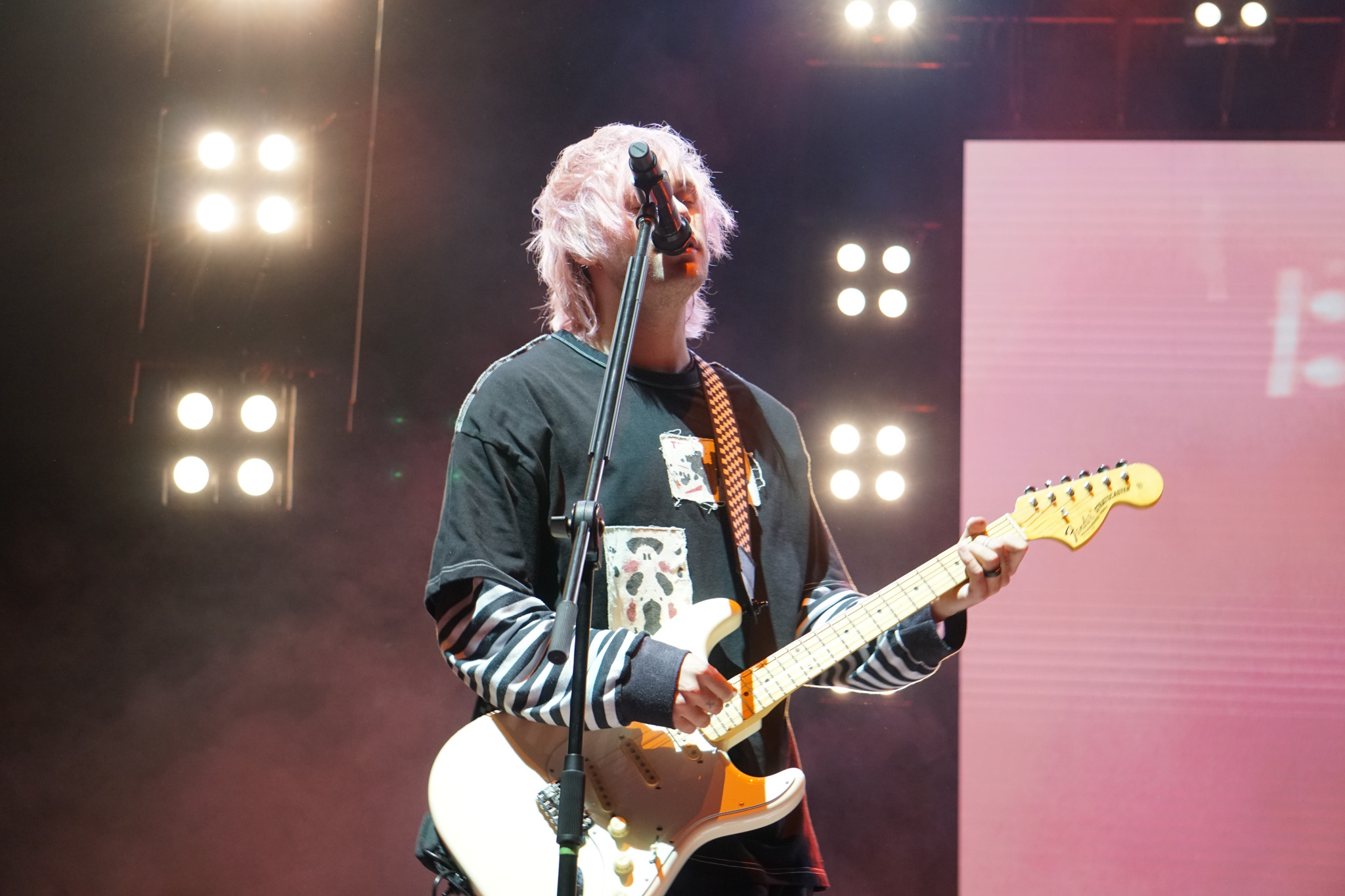 THE 5 SECONDS OF SUMMER 3