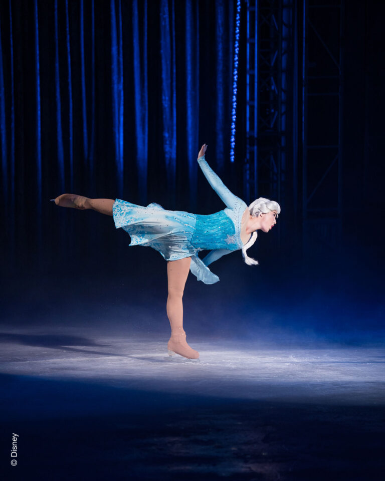 DISNEY ON ICE 11