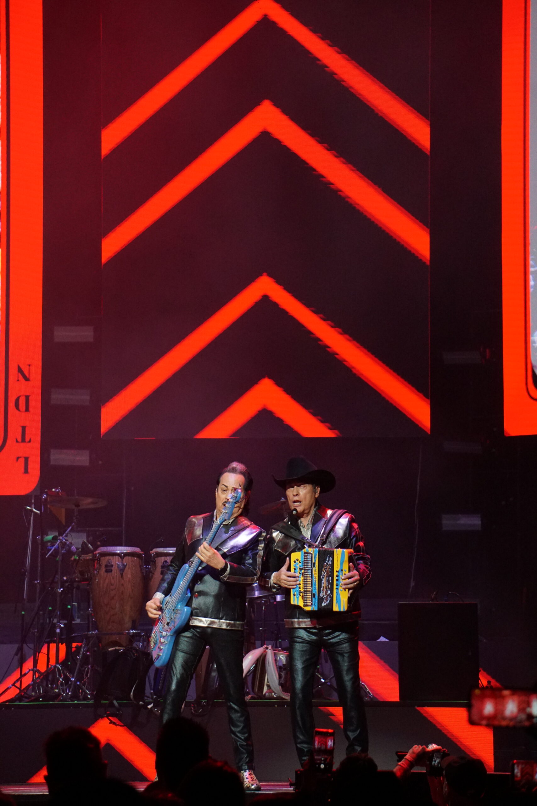 LOS TIGRES DEL NORTE 13