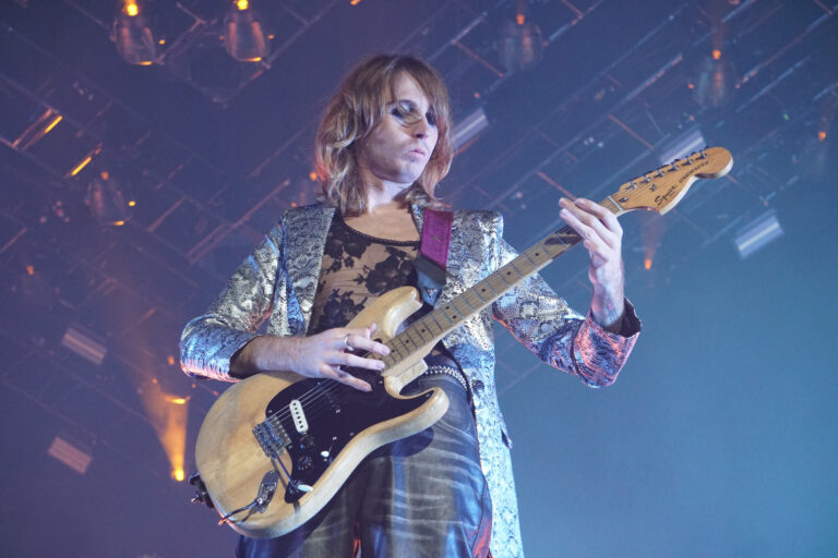 MANESKIN 10