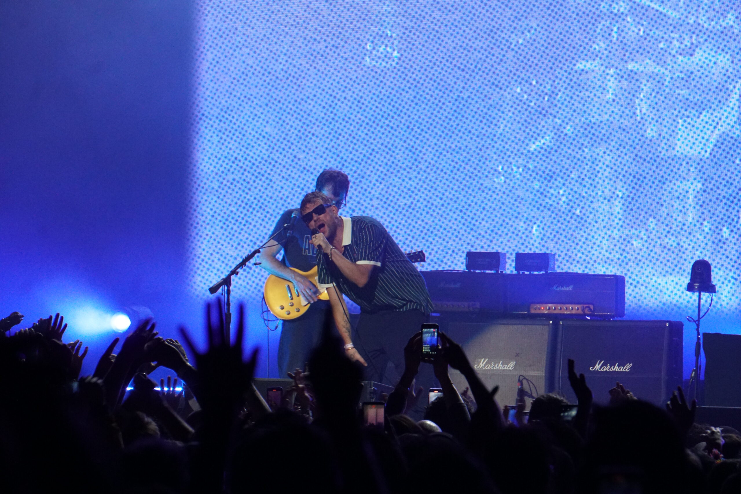 BLUR 18