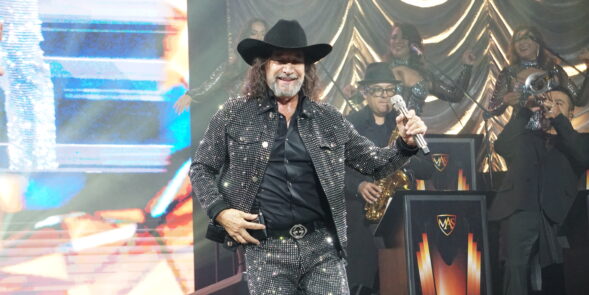 MARCO ANTONIO SOLIS 30