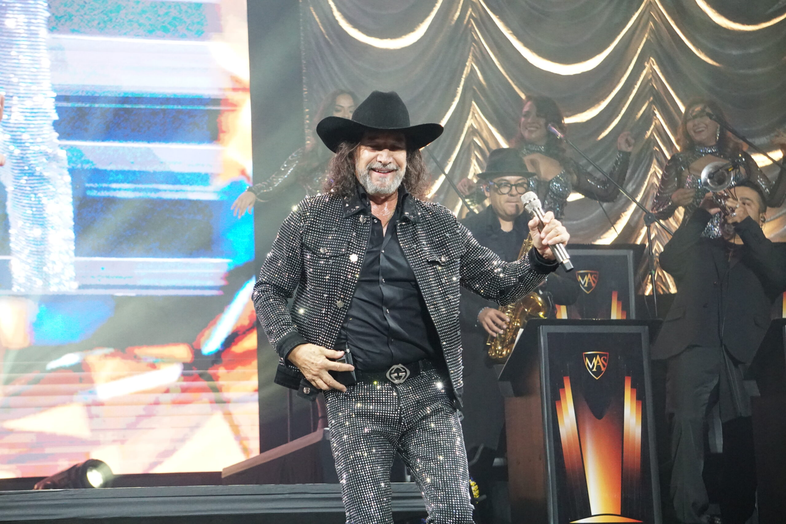 MARCO ANTONIO SOLIS 30