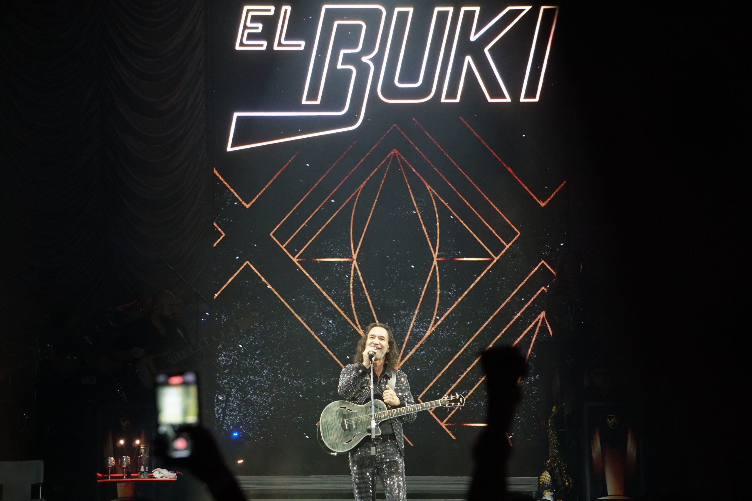 MARCO ANTONIO SOLIS 32