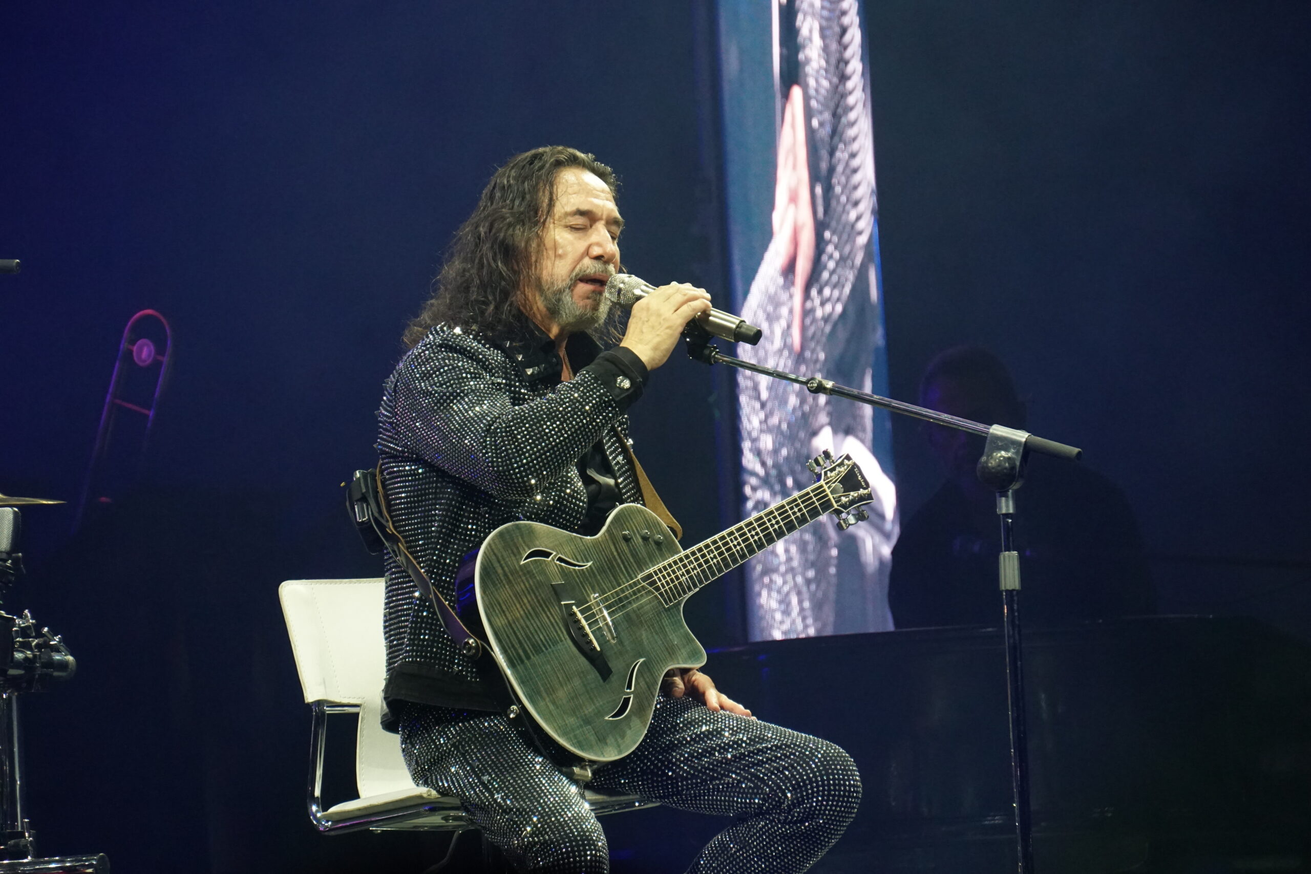 MARCO ANTONIO SOLIS 35