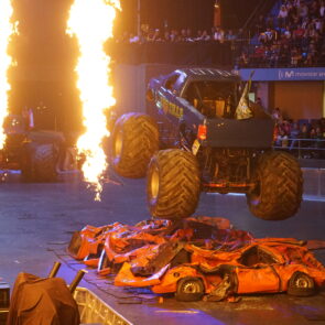 Monster Truck 24