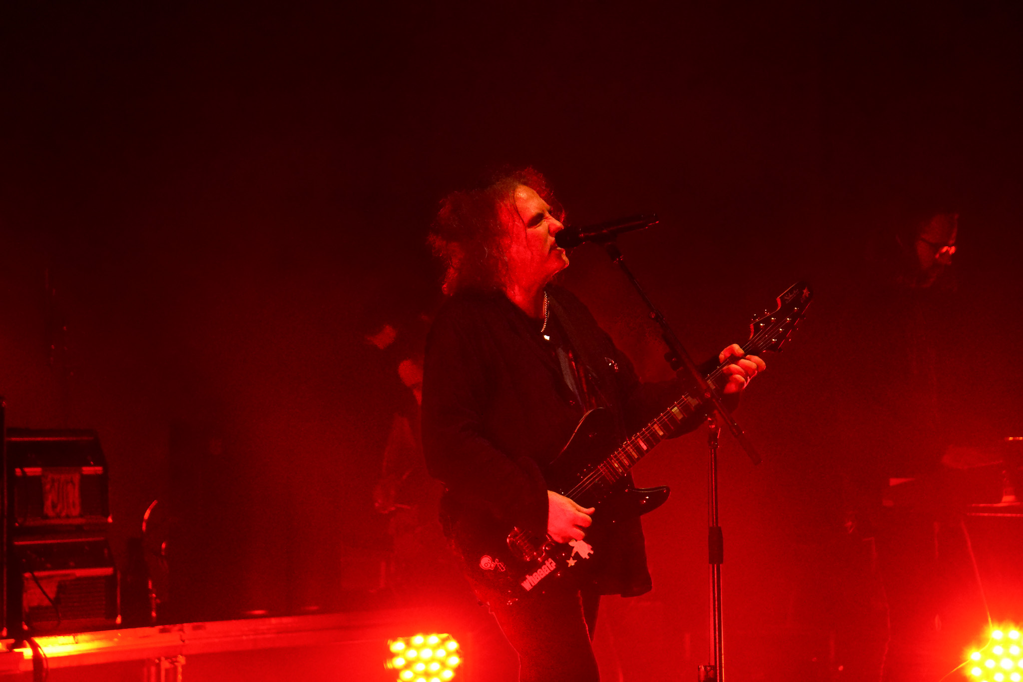 THE CURE 9