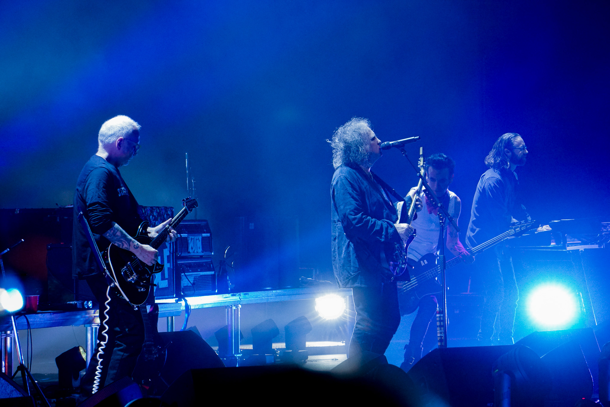 THE CURE 11
