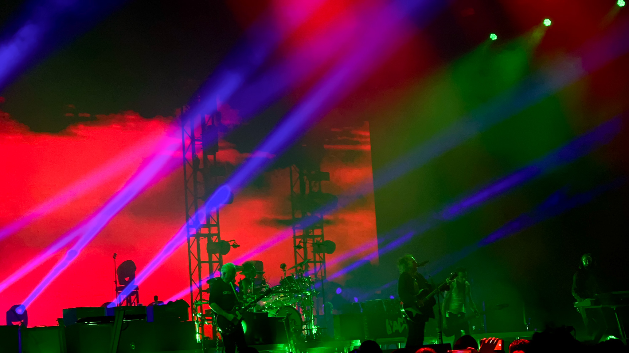 THE CURE 14