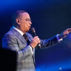GILBERTO SANTA ROSA 1